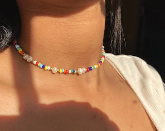 Rainbow Beaded Necklace with Pearls for Teenage Girls, Colorful Pearl Beaded Choker Necklace, 90’s Inspired Jewelry