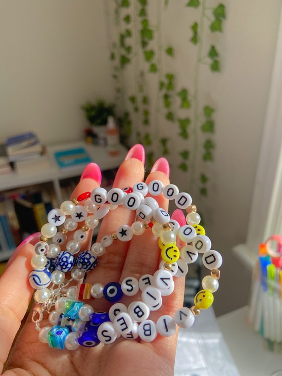 Evil Eye Stretch Friendship Bracelet Set with Imitation Pearls Evil Eye Stretch Friendship Bracelet Set with Imitation Pearls