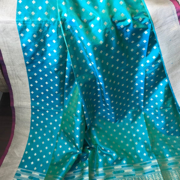Handloom banarasi katan silk dupatta in dual tone turquoise blue with purplish pink selvage/banarasi silk dupatta/silk dupatta