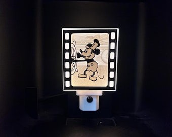 Lámpara de noche Steamboat Willie (enchufable, LED)