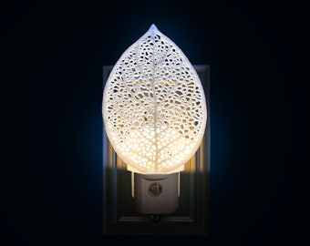 Luz nocturna 3D de hoja otoñal (enchufable, LED)