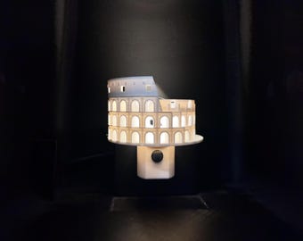 Luz nocturna del Coliseo Romano