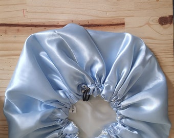Bonnet en SATIN réversible