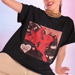 7 Minutes Tee, Graphic tshirt ,Animated tshirt, Unisex tshirt, Oversized tshirt, Aesthetic tshirt , Gift for her/him.