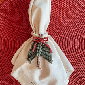 Macrame Christmas Tree Napkin Rings, boho table decor, napkin holders