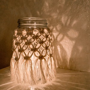 Macrame Mason Jar Cover, boho jar cozy, quart-sized jar cover, Macrame cover, candle jar cover