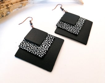 SQUARE earrings - Leather - Black - Cracked - Copper Brass - Layered leathers - Defilenvadrouille - women's jewelry - handmade