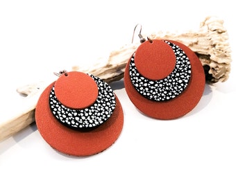 CIRCLE Earrings - Leather - Terra cotta - Crackled - Copper-Plated Brass - Layered - Defilenvadrouille - Women's Jewelry - Handmade