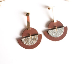 LUNA earrings - Leather and gold-plated stainless steel - Café au lait - gold - moon - Defilenvadrouille - jewelry - handmade