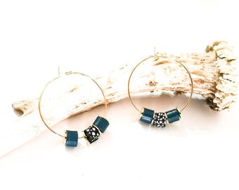 Earrings - Little TIKI Hoops - Leather and Gold Brass Beads - Duck Blue - Black and Cracked White - Heishi - Defilenvadrouille