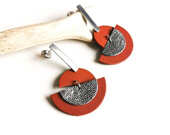 LUNA earrings - Leather and stainless steel - Terra Cotta - silver - half moon - Defilenvadrouille - women's jewelry - handmade