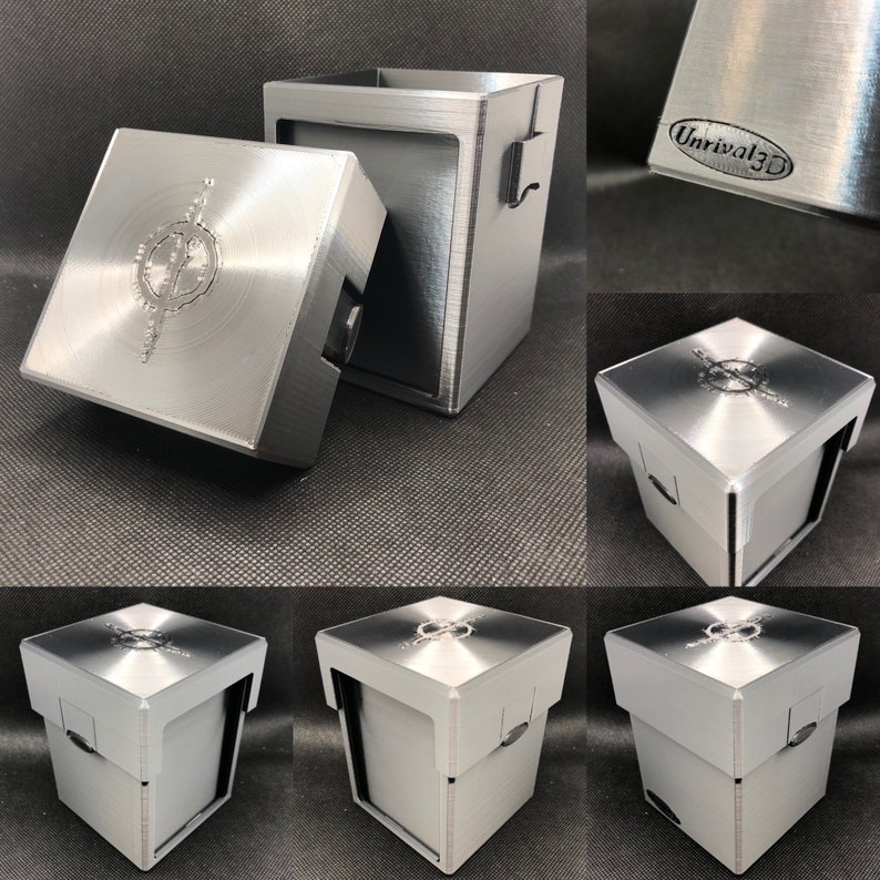 Exposed Commander Biohazardous outbreak Deck box