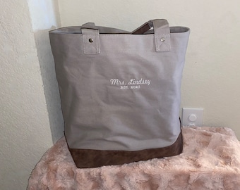 Embroidered Canvas Tote Bag Personalized Minimalist Gift