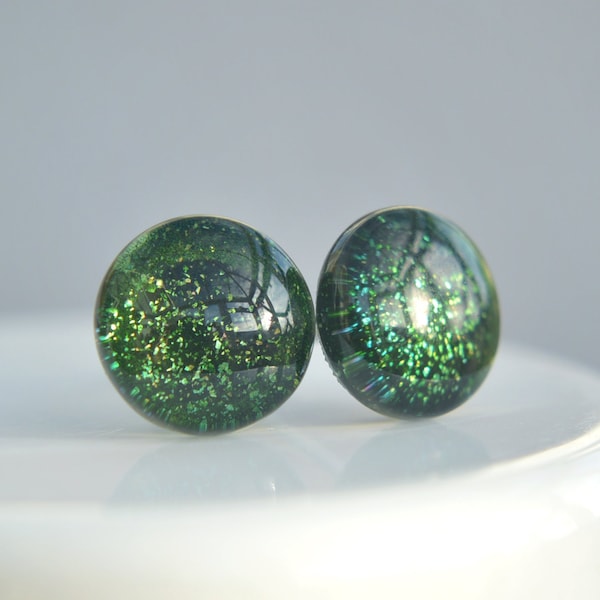 Moss green stud earrings, glass earrings, sparkly green earrings, hypoallergenic stainless steel studs, natural green jewellery