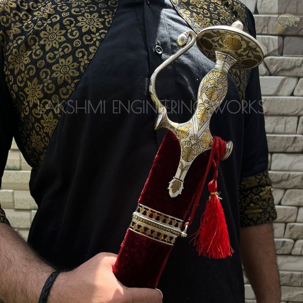 AUTHENTIC MAHARAJA TRADITIONAL , Gold and Silver Wire Work, Calligraphy work, , damascus steel blade, free shipping and free dagger inside!