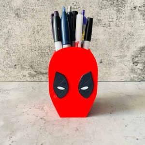 Uchwyt na długopisy i ołówki | Uchwyt na pędzle do makijażu Deadpool | Uchwyt na markery | Etui na długopisy i ołówki