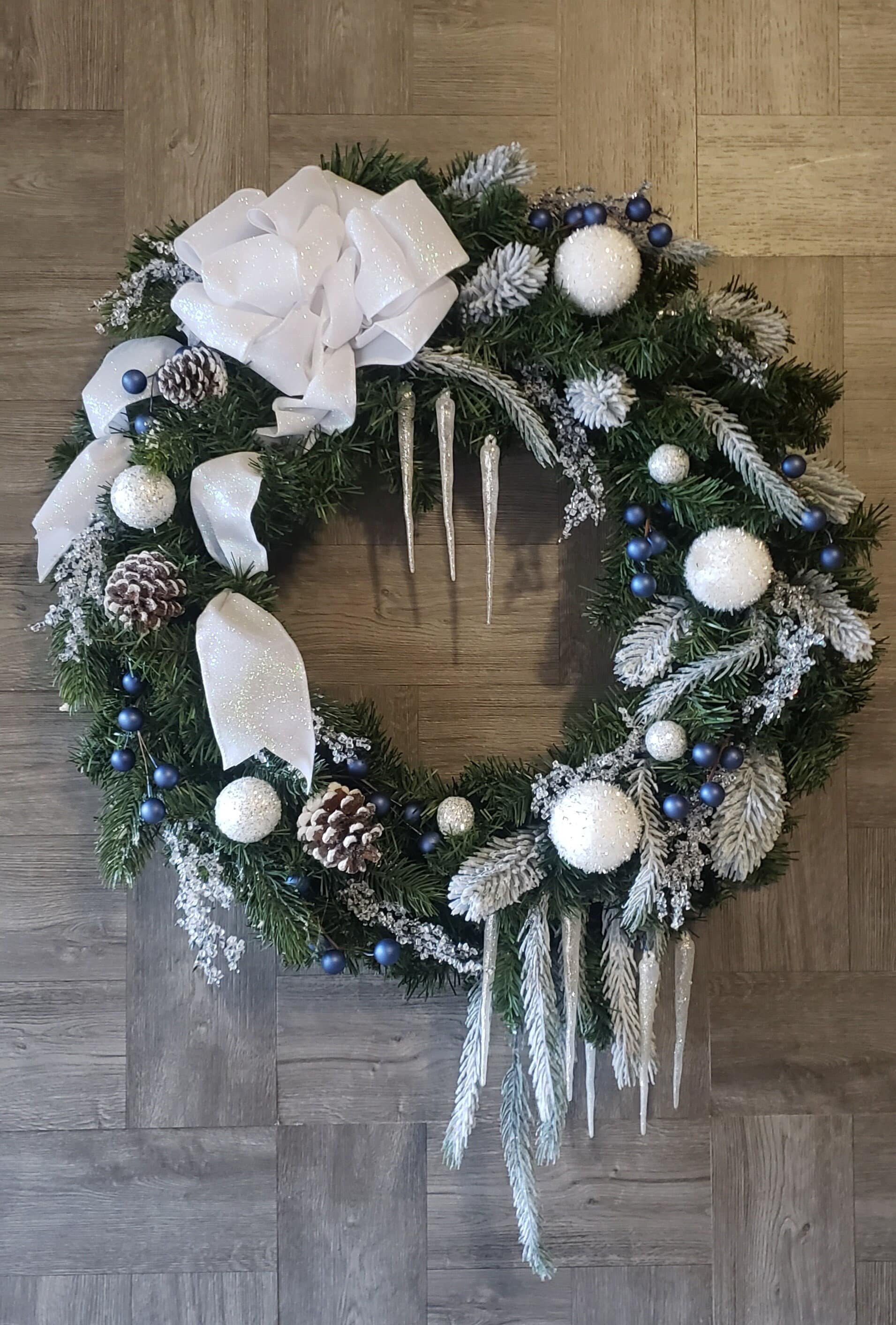 Snowballs and Icicles Wreath, Winter Wreath, Christmas Wreath