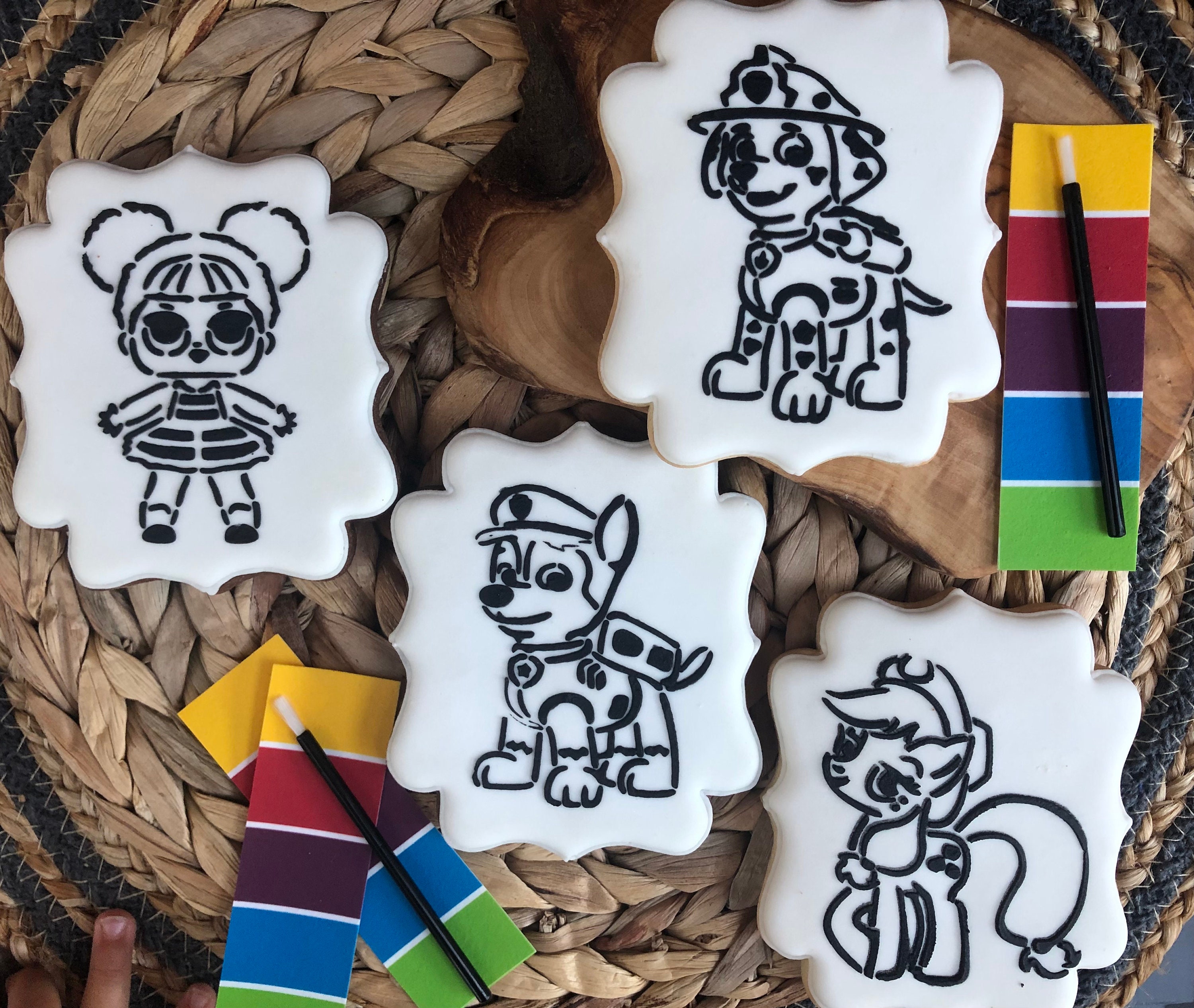 Malen Sie Ihren eigenen Keks- Eiskekse-Kekse-Gastgeschenke-Taschenfüller-Geburtstagsgeschenke-Geburtstagsgeschenk-Spezialanfertigung-PYO-Backwaren