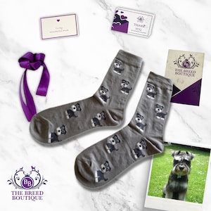 Zwergschnauzer Socken Unisex Einheitsgröße UK 5 - 11, EU 38 - 46 und US 7,5 - 12 Tragen Sie Ihre Lieblingsrasse an den Füßen!
