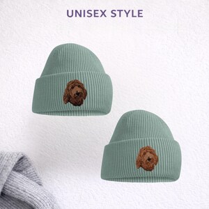 ラブラドゥードル刺繍ビーニー、ユニセックス犬好き向け帽子、ギフトボックス付き