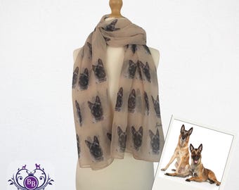 Belgian Malinois Cream Scarf: Dog Breed Print Shawl