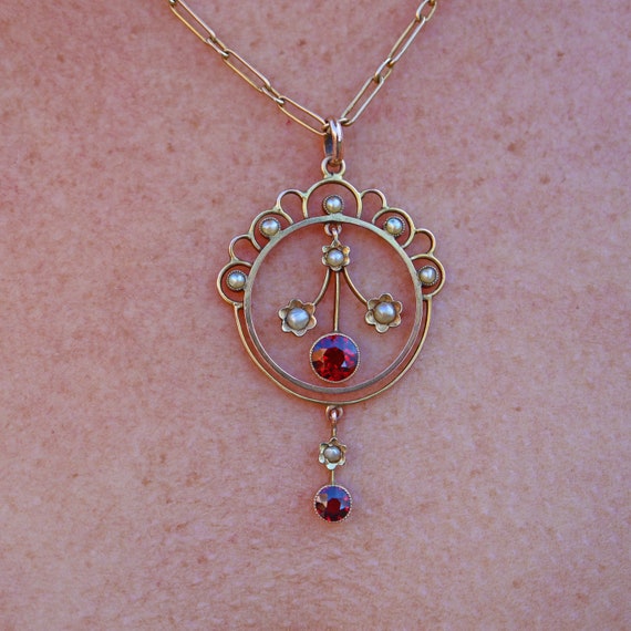 Pearl 9ct Gold Pendant Necklace - Etsy 