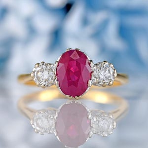 Vintage Natural Ruby & Diamond 18ct Gold Three-Stone Engagement Ring (1.70cts)