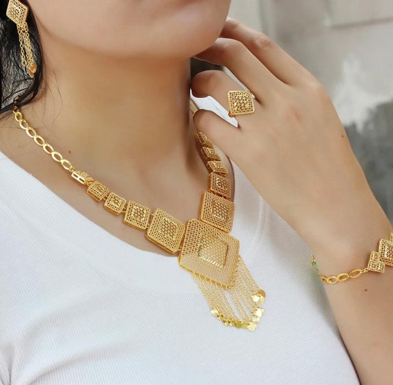Designer necklaces for Women, Luxury Necklaces