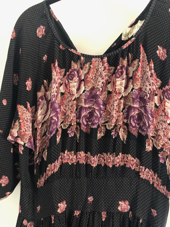Stunning 70's Peasant Floral Dress