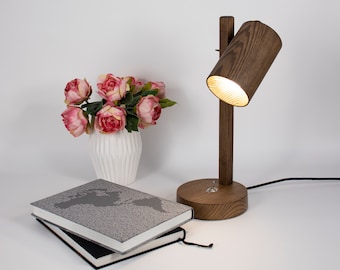 Klassische Holz Schreibtischlampe: Naturholz, Handgemacht