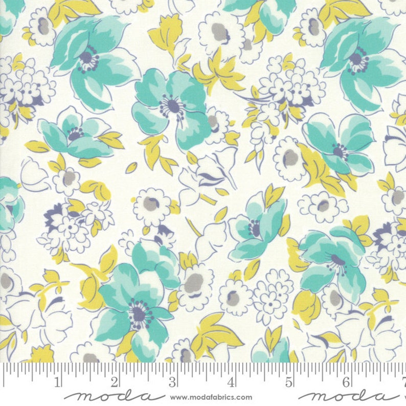 Flour Garden Quilt Fabric Moda Fabrics. Continuous Cuts. Floral Quilt
