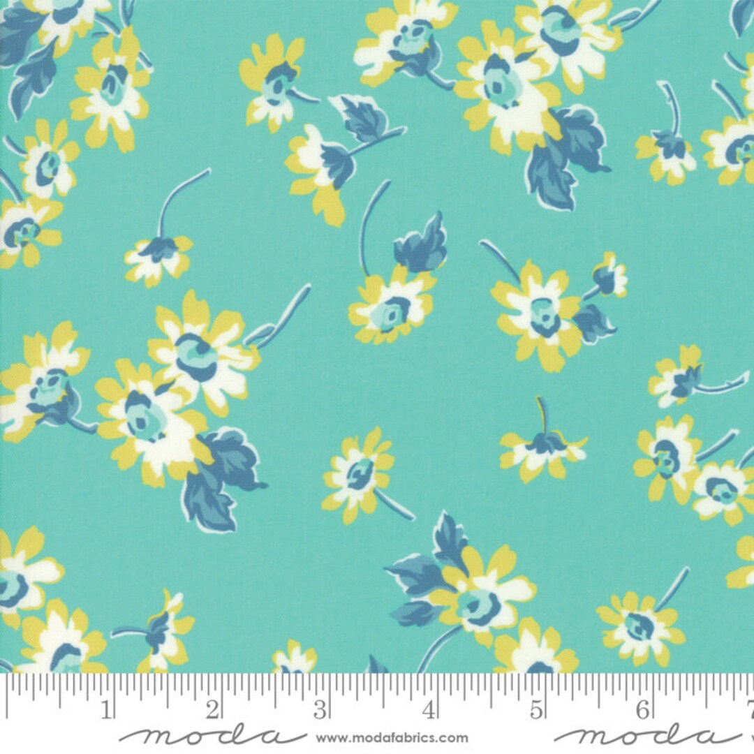 Flour Garden Quilt Fabric Moda Fabrics. Continuous Cuts. Floral Quilt