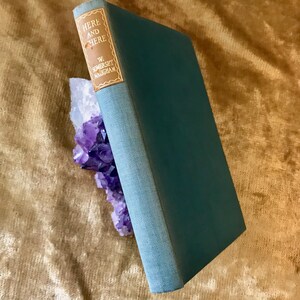 W Somerset Maugham - &#39;Here and There : Short Stories&#39; un livre relié vintage 1948