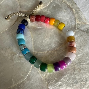 Pulsera Starburst / Pulsera de cuentas de poni con piedras preciosas / Inspirada en cuentas Forte / Pulsera de arcoíris con cuentas grandes imagen 4