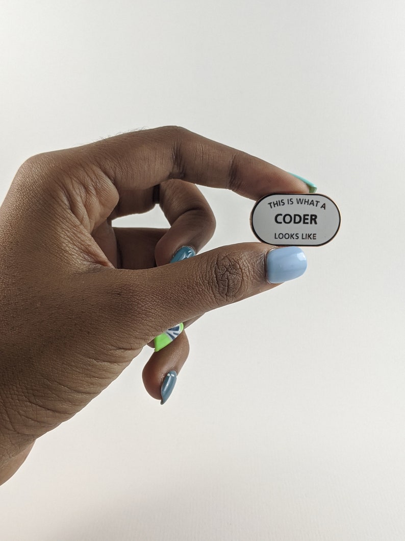 This is What a Coder Looks Like Enamel Pin Badge White /& Rose Gold