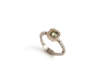 Green Tourmaline Pebble Band Engagement Ring