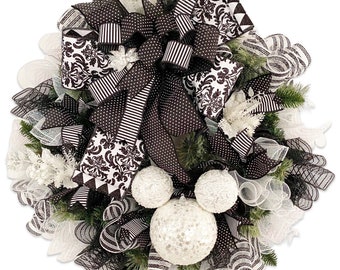 Mickey Inspired Christmas Wreath // Disney Door Hanger // Black & White Front Door Wreath