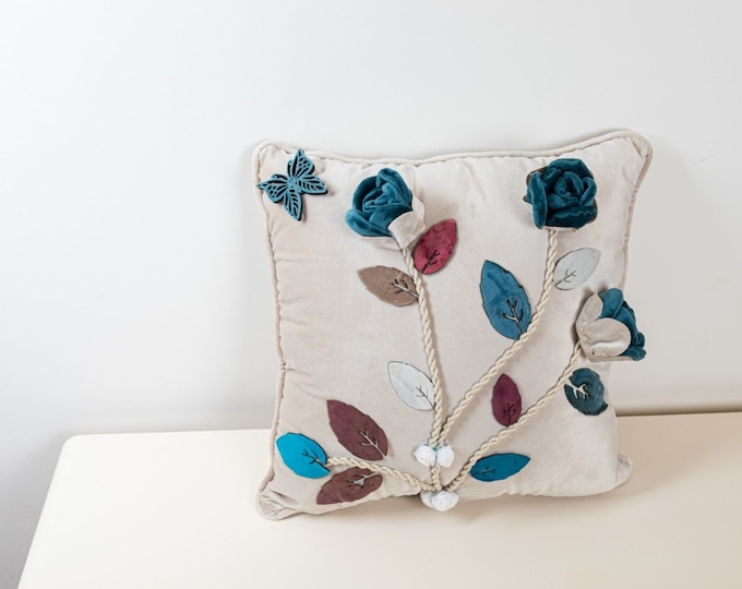 Pair of Flowers Soft Velvet Throw pillow Cover
