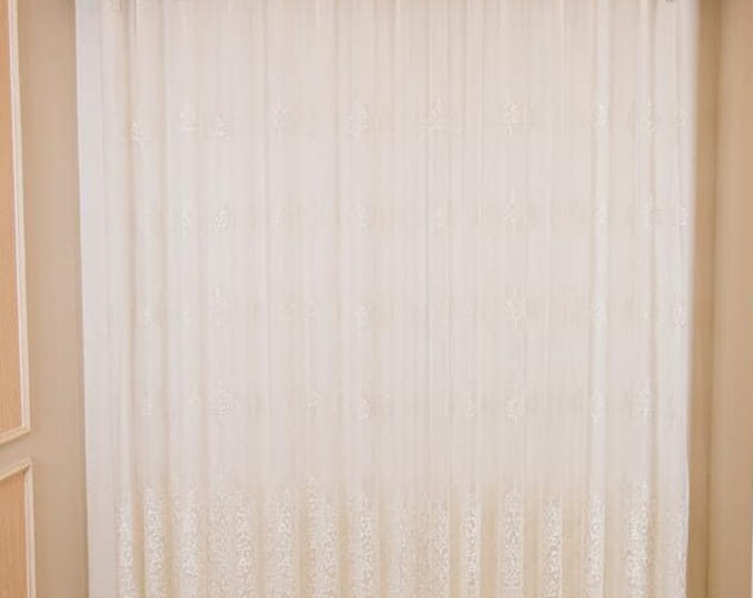 White Embroidery voile / Grommets panel