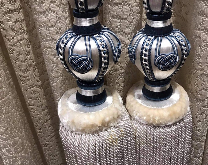 Luxury Tieback double tassels white and blue color