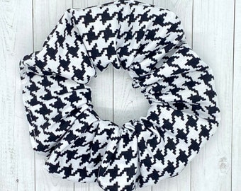 Houndstooth Scrunchies