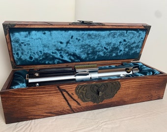 A caixa do sabre de luz caído