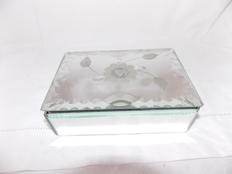 Jewel box mirror Venetian floralntin glass bevelled floral pattern vintage beautiful art deco era