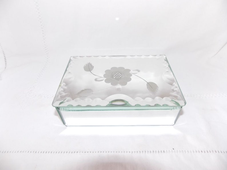 Jewel box mirror Venetian floralntin glass bevelled floral pattern vintage beautiful art deco era