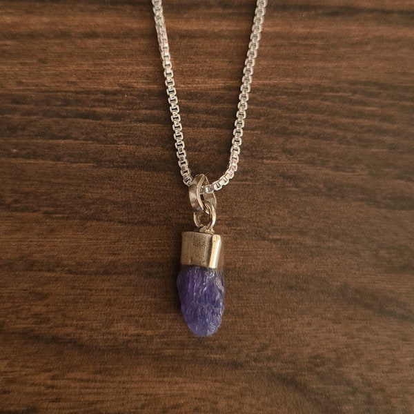 Raw Tanzanite Necklace 925 Sterling Silver, Raw Tanzanite, Natural Raw Tanzanite Pendant, Gift For Mother, Gift For Her.