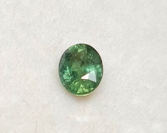 Piedra cortada de zafiro verde ovalado de 4*6 mm, piedra preciosa de zafiro verde natural, piedra suelta de zafiro verde australiano para la fabricación de joyas.