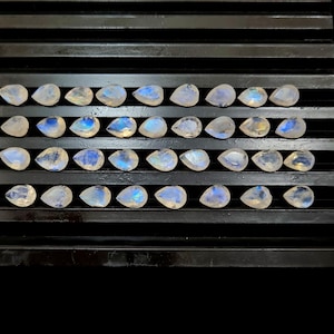 25 Pieces 5X7 MM Moonstone Cut Stone, Rainbow Moonstone Faceted Gemstone, Natural Rainbow Moonstone Pear Loose Stone For Jewelry Making.