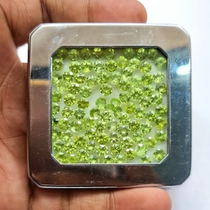 4 MM Round 50 Pcs Peridot Cut Stone, Natural Peridot Gemstone, Top Quality Peridot Loose Stone Lot For Jewelry Making, Calibrated Peridot.