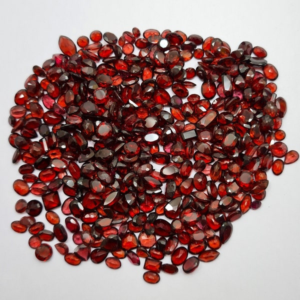 500 piezas de piedra de corte de granate de forma mixta, piedra de corte de piedra preciosa de granate de Mozambique, piedra suelta facetada de granate rojo natural de 3-7 mm para la fabricación de joyas.