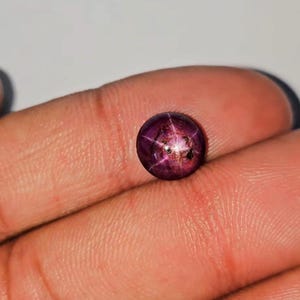 9.5x9.5 MM Natürlicher Rubin Stern Cabochon, Unbehandelter Indischer Stern Rubin Edelstein.